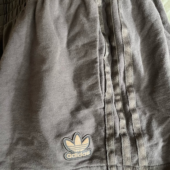 Adidas shorts - Picture 3 of 5